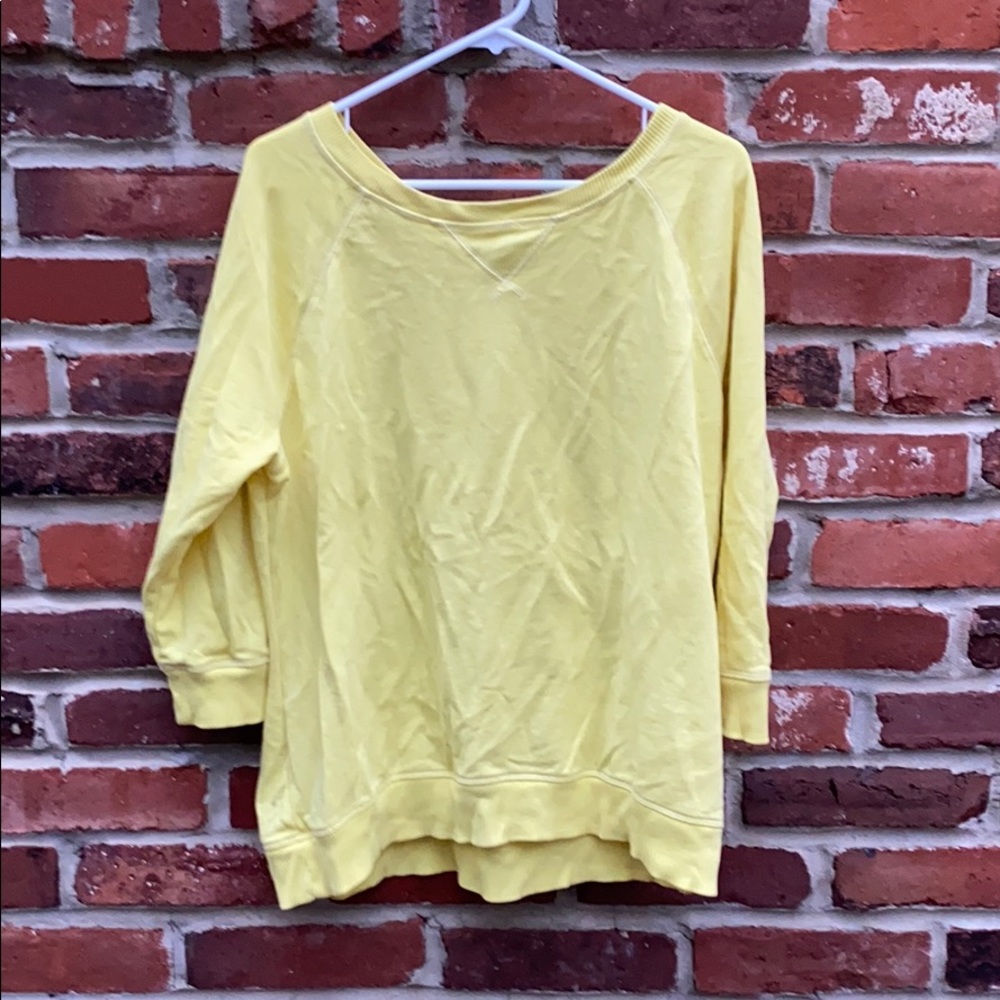 Women’s sweatshirt